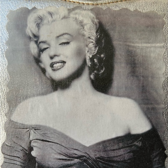 One-Of-A-Kind Marilyn Monroe Hand Crafted Decoupage Vintage Evening Clutch Purse - Picture 10 of 11